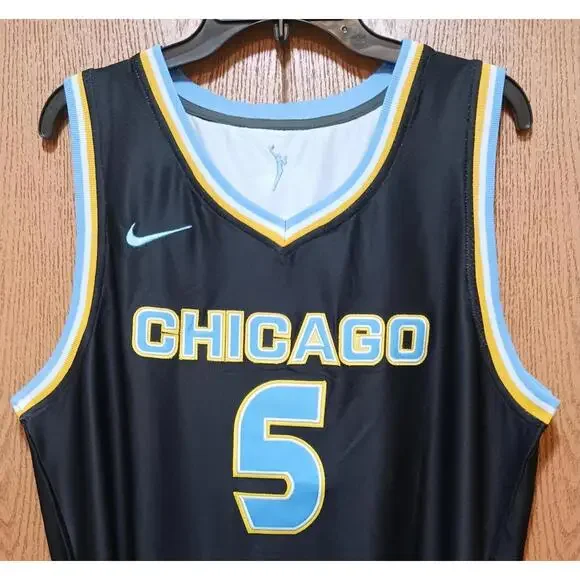 Angel Reese (Chicago Sky)-(Jersey)-(Black)-(XL)-(Decent)-$75 - Picture 3 of 9